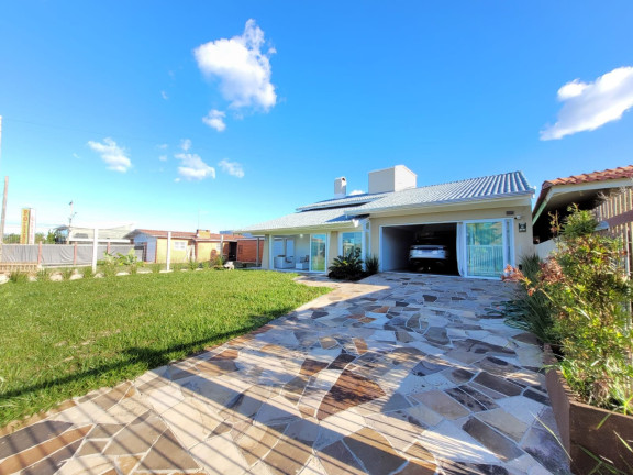 Imagem Casa com 3 Quartos à Venda, em Atlantida - Xangri-lá Imagem Casa com 3 Quartos à Venda, em Atlantida - Xangri-lá