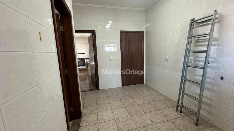 Imagem Casa com 3 Quartos para Alugar, 318 m² em Santa Rosalia - Sorocaba