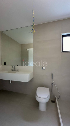 Imagem Casa de Condomínio com 5 Quartos à Venda, em Barra Da Tijuca - Rio De Janeiro Imagem Casa de Condomínio com 5 Quartos à Venda, em Barra Da Tijuca - Rio De Janeiro