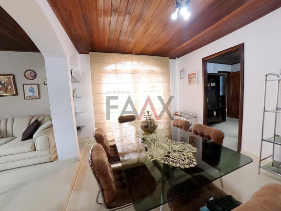 Imagem Casa com 3 Quartos à Venda, 146 m² em Santa Cruz - Guarapuava Imagem Casa com 3 Quartos à Venda, 146 m² em Santa Cruz - Guarapuava