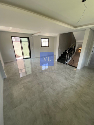 Imagem Casa com 3 Quartos à Venda, 150 m² em Tingui - Curitiba