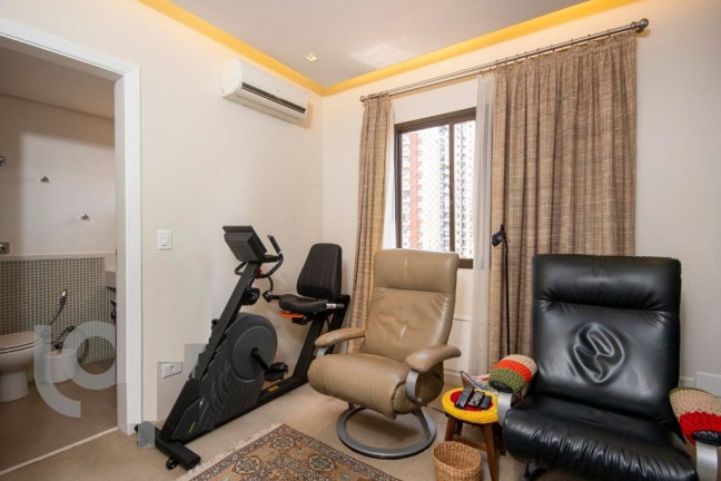 Imagem Apartamento com 4 Quartos à Venda, 200 m² em Moema - São Paulo