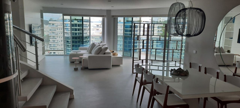 Imagem Cobertura com 5 Quartos à Venda, 610 m² em Praia Brava - Itajaí