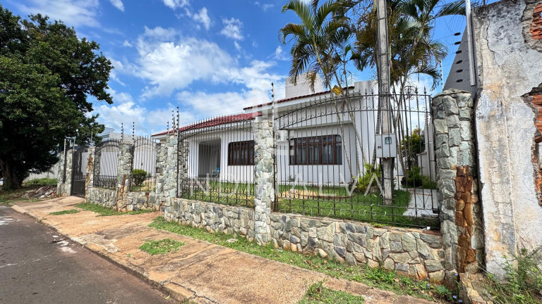 Casa com 2 Quartos à Venda, 289 m² em Beverly Falls Park - Foz Do Iguacu