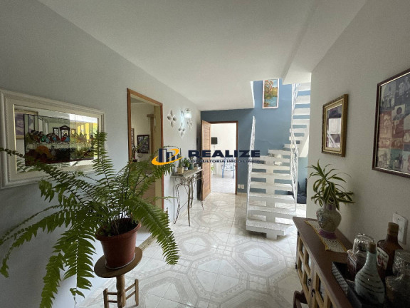 Imagem Casa com 4 Quartos à Venda, 275 m² em Parque Rosário - Campos Dos Goytacazes Imagem Casa com 4 Quartos à Venda, 275 m² em Parque Rosário - Campos Dos Goytacazes