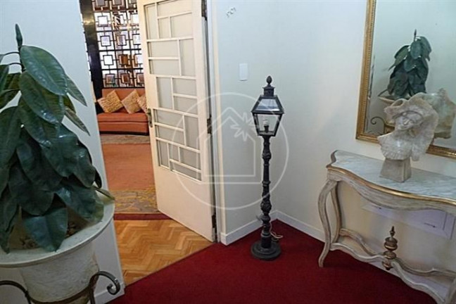 Imagem Apartamento com 4 Quartos à Venda, 230 m² em Copacabana - Rio De Janeiro