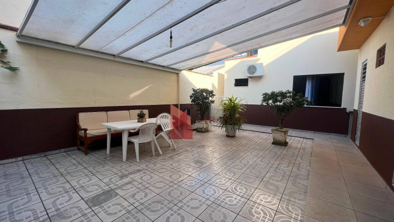 Imagem Sobrado com 3 Quartos à Venda, 450 m² em Vila Operária - Itajaí Imagem Sobrado com 3 Quartos à Venda, 450 m² em Vila Operária - Itajaí