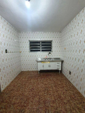 Casa com 1 Quarto para Alugar, 30 m² em Cerâmica - São Caetano Do Sul