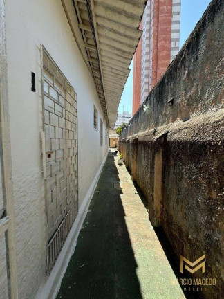 Imagem Casa com 10 Quartos à Venda, 220 m² em Meireles - Fortaleza Imagem Casa com 10 Quartos à Venda, 220 m² em Meireles - Fortaleza