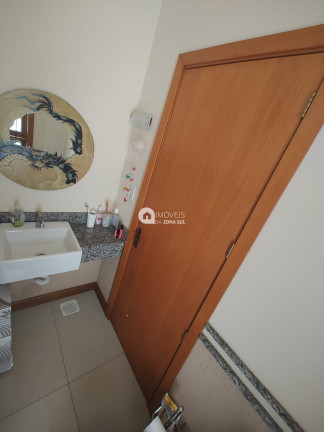 Imagem Casa com 3 Quartos à Venda, 168 m²