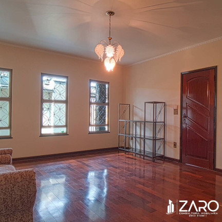 Imagem Casa com 7 Quartos à Venda, 300 m² em Jardim América - Rio Claro Imagem Casa com 7 Quartos à Venda, 300 m² em Jardim América - Rio Claro