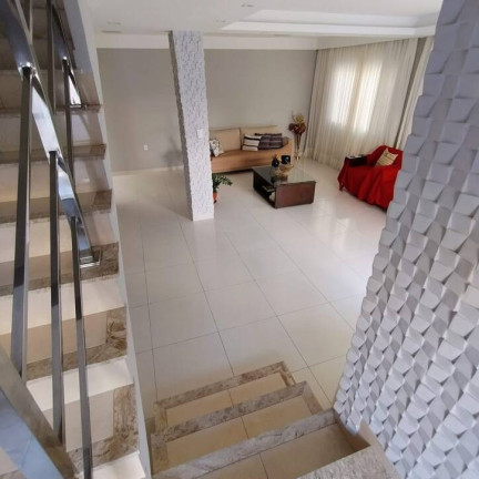 Imagem Sobrado com 3 Quartos à Venda, 350 m² em João Soares - Itabuna Imagem Sobrado com 3 Quartos à Venda, 350 m² em João Soares - Itabuna
