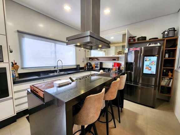Imagem Casa com 3 Quartos à Venda, 303 m² em Granja Viana - Carapicuíba Imagem Casa com 3 Quartos à Venda, 303 m² em Granja Viana - Carapicuíba