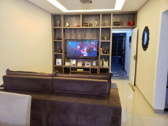 Imagem Casa com 5 Quartos à Venda, 380 m² em Guarulhos Imagem Casa com 5 Quartos à Venda, 380 m² em Guarulhos