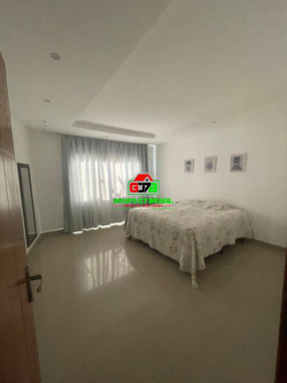 Imagem Chácara com 5 Quartos à Venda, 300 m² em Esplanada Santa Helena - Taubaté Imagem Chácara com 5 Quartos à Venda, 300 m² em Esplanada Santa Helena - Taubaté