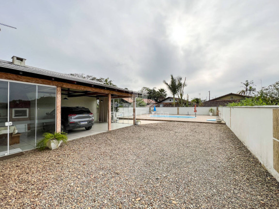 Imagem Casa com 3 Quartos à Venda, 250 m² em Centro - Balneário Barra Do Sul Imagem Casa com 3 Quartos à Venda, 250 m² em Centro - Balneário Barra Do Sul