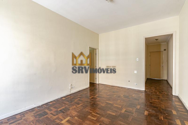 Imagem Imóvel com 3 Quartos à Venda, 484 m² em Centro - Curitiba