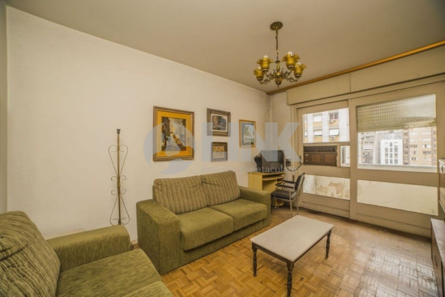 Imagem Apartamento com 3 Quartos à Venda, 93 m² em Centro Histórico - Porto Alegre Imagem Apartamento com 3 Quartos à Venda, 93 m² em Centro Histórico - Porto Alegre