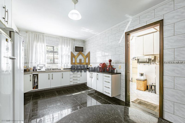 Imagem Sobrado com 3 Quartos à Venda, 262 m² em água Verde - Curitiba Imagem Sobrado com 3 Quartos à Venda, 262 m² em água Verde - Curitiba