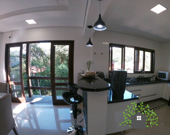 Imagem Casa com 4 Quartos à Venda, 290 m² em Vila Verde Transurb - Itapevi