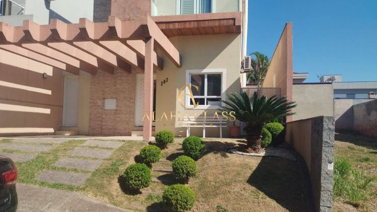 Imagem Casa com 3 Quartos à Venda, 250 m² em Pitas - Cotia Imagem Casa com 3 Quartos à Venda, 250 m² em Pitas - Cotia