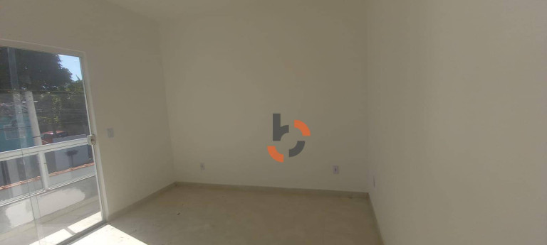 Imagem Casa com 2 Quartos à Venda, 87 m² em Comendador Soares - Nova Iguaçu