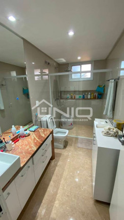 Imagem Casa com 5 Quartos à Venda, 382 m² em Pinheiros - Pato Branco Imagem Casa com 5 Quartos à Venda, 382 m² em Pinheiros - Pato Branco