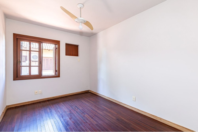 Imagem Casa de Condomínio com 3 Quartos à Venda, 205 m² em Ipanema - Porto Alegre Imagem Casa de Condomínio com 3 Quartos à Venda, 205 m² em Ipanema - Porto Alegre