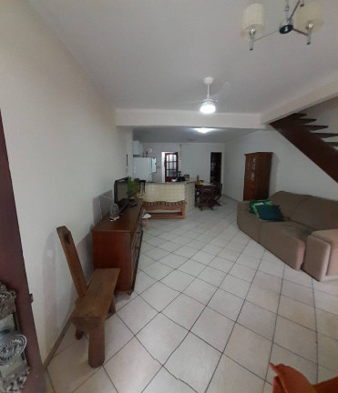Imagem Casa de Condomínio com 2 Quartos à Venda, 80 m² em Palmeiras - Cabo Frio Imagem Casa de Condomínio com 2 Quartos à Venda, 80 m² em Palmeiras - Cabo Frio