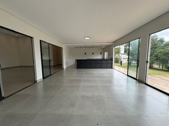 Chácara com 3 Quartos à Venda, 300 m² em Condomínio De Chácaras Countryville - Hidrolândia