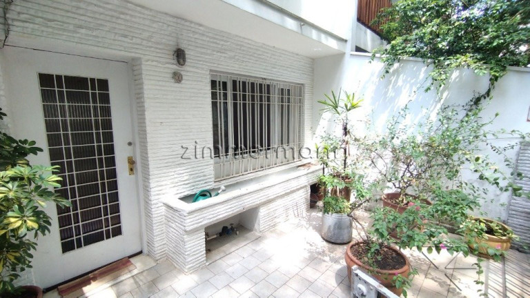 Imagem Casa com 2 Quartos à Venda, 85 m² em Pinheiros - São Paulo Imagem Casa com 2 Quartos à Venda, 85 m² em Pinheiros - São Paulo