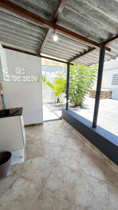 Imagem Casa com 3 Quartos à Venda, 130 m² Imagem Casa com 3 Quartos à Venda, 130 m²