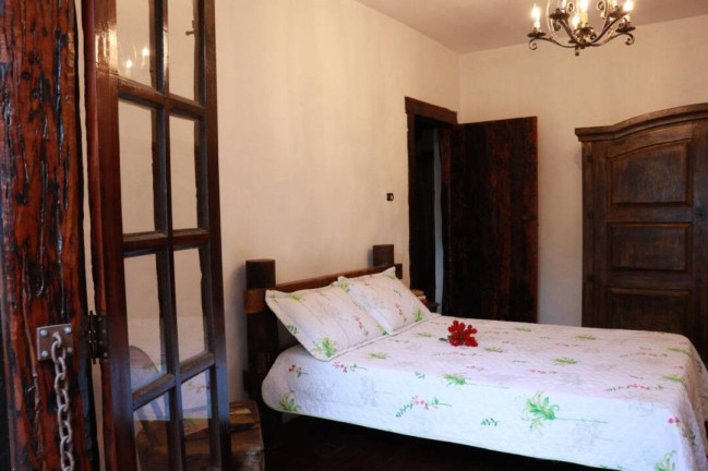Imagem Chácara com 4 Quartos à Venda, 550 m² em Jardim Torrão De Ouro - São José Dos Campos Imagem Chácara com 4 Quartos à Venda, 550 m² em Jardim Torrão De Ouro - São José Dos Campos