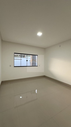Imagem Casa com 3 Quartos à Venda, 117 m² em Setor Garavelo - Goiânia Imagem Casa com 3 Quartos à Venda, 117 m² em Setor Garavelo - Goiânia