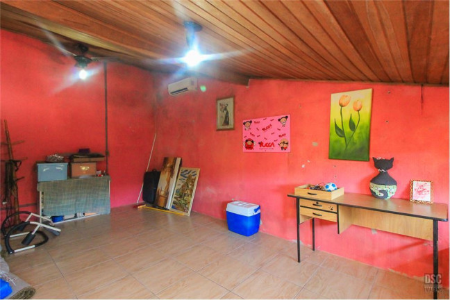 Imagem Casa com 3 Quartos à Venda, em Serraria - Porto Alegre Imagem Casa com 3 Quartos à Venda, em Serraria - Porto Alegre