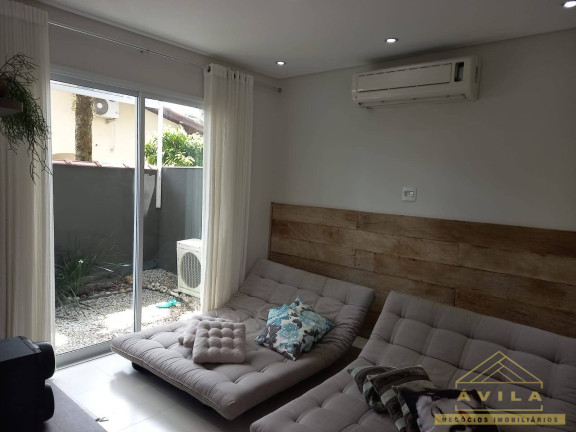 Imagem Casa com 4 Quartos à Venda, em Bertioga Imagem Casa com 4 Quartos à Venda, em Bertioga