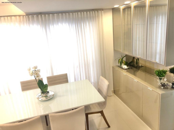 Imagem Casa com 3 Quartos à Venda, 140 m² em Santa Felicidade - Curitiba