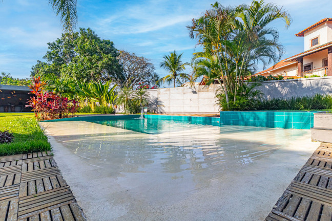 Imagem Casa com 5 Quartos à Venda, 1.288 m² em Barra Da Tijuca - Rio De Janeiro Imagem Casa com 5 Quartos à Venda, 1.288 m² em Barra Da Tijuca - Rio De Janeiro