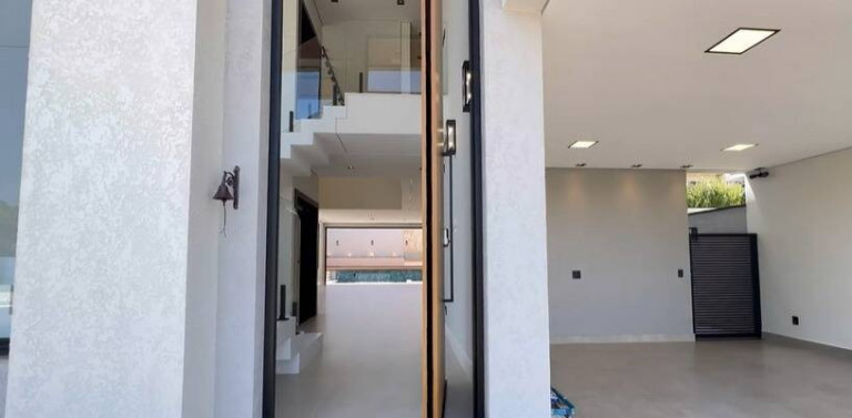 Imagem Casa com 3 Quartos à Venda, 302 m² em Swiss - Campinas Imagem Casa com 3 Quartos à Venda, 302 m² em Swiss - Campinas