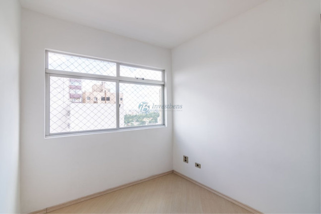 Imagem Apartamento com 3 Quartos à Venda, 70 m² em Cabral - Curitiba