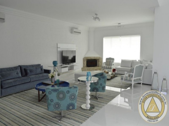 Sobrado com 6 Quartos à Venda, 380 m² em Acapulco - Guarujá