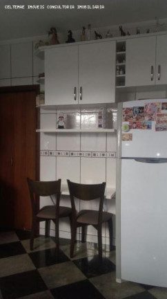 Imagem Casa com 4 Quartos à Venda, 120 m² em Vila Paulista - Taubaté Imagem Casa com 4 Quartos à Venda, 120 m² em Vila Paulista - Taubaté