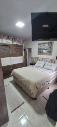 Imagem Imóvel com 5 Quartos à Venda, 200 m² em Jardim Briquet - Itapevi