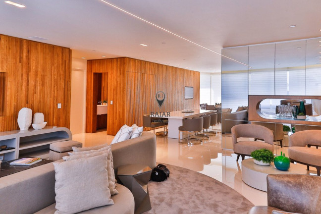 Imagem Apartamento com 4 Quartos à Venda,  em Centro - Balneário Camboriú