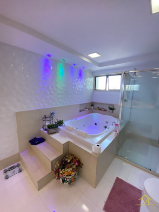 Imagem Casa com 5 Quartos à Venda, 680 m² em Praia Da Costa - Vila Velha Imagem Casa com 5 Quartos à Venda, 680 m² em Praia Da Costa - Vila Velha