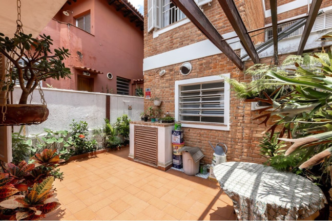 Imagem Casa com 3 Quartos à Venda, 162 m² em Jardim Petrópolis - São Paulo Imagem Casa com 3 Quartos à Venda, 162 m² em Jardim Petrópolis - São Paulo