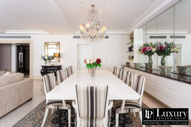 Imagem Apartamento com 3 Quartos à Venda, 367 m² em Itaim Bibi - São Paulo Imagem Apartamento com 3 Quartos à Venda, 367 m² em Itaim Bibi - São Paulo