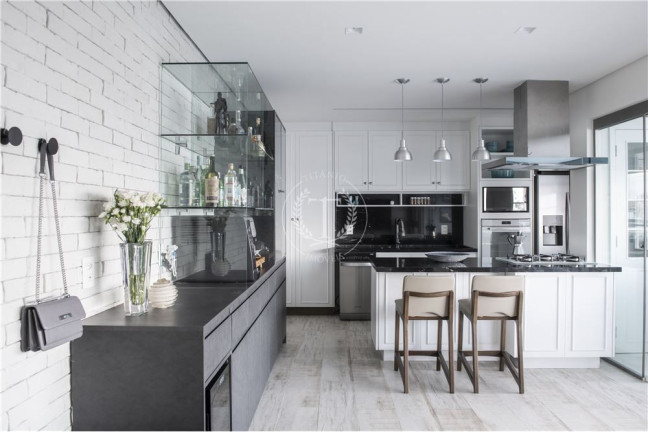 Imagem Apartamento com 2 Quartos à Venda, 95 m² em Vila Olímpia - São Paulo