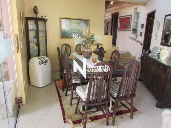 Imagem Sobrado com 4 Quartos à Venda, 380 m² em Cidade Universitária - Campinas
