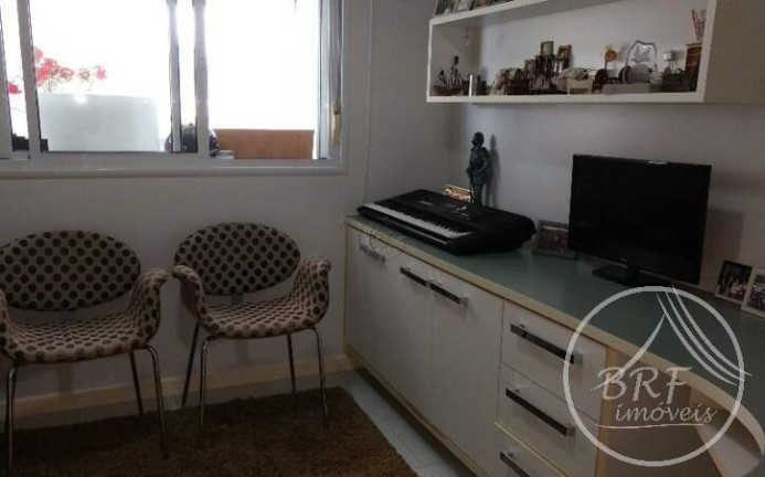Imagem Apartamento com 3 Quartos à Venda, 284 m² em Canto Balneário - Florianópolis Imagem Apartamento com 3 Quartos à Venda, 284 m² em Canto Balneário - Florianópolis